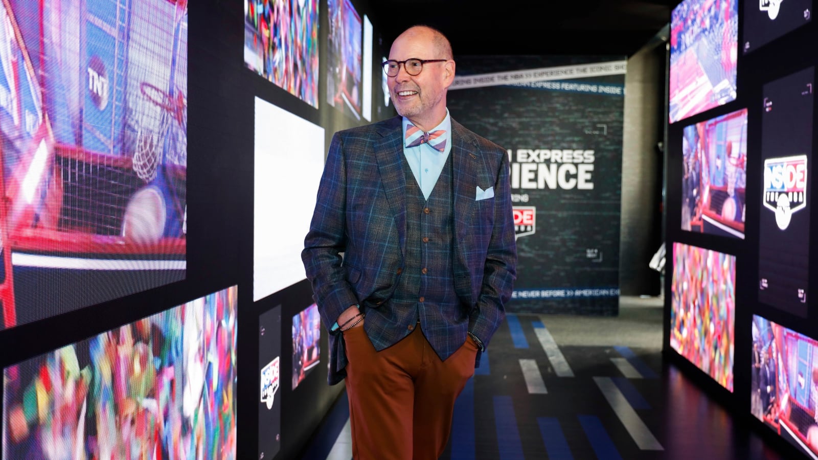 Ernie Johnson to Step Down as Host of ‘Inside The NBA’ After Current Season