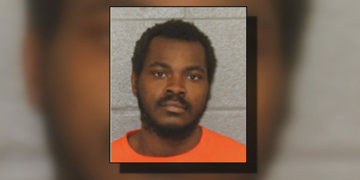 Charlotte-Mecklenburg officers search for serial burglary suspect