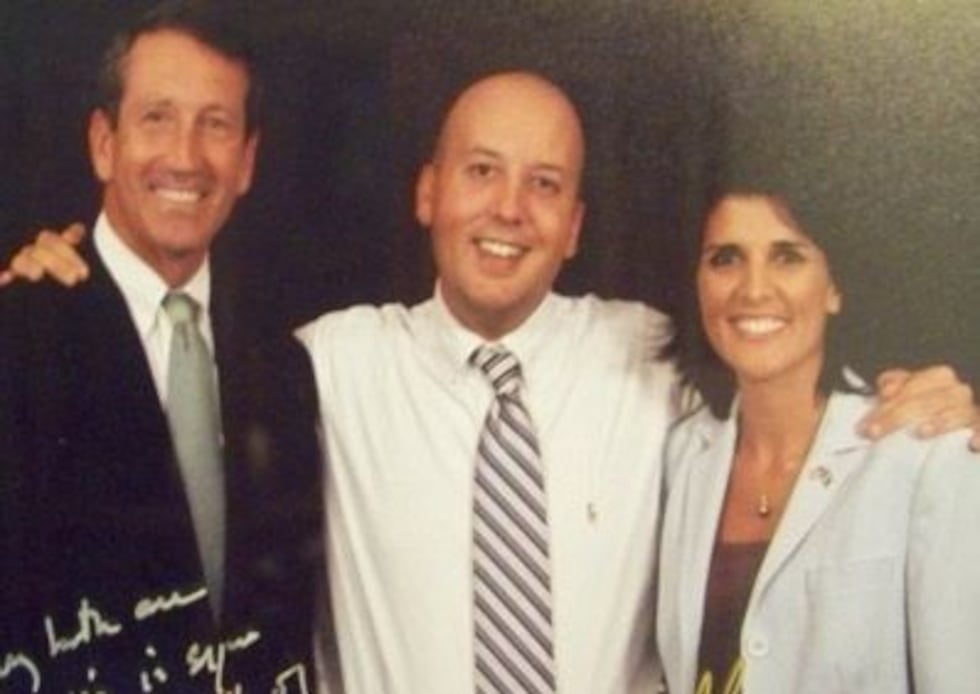 Blogger says proof of affair with Haley is in text messages