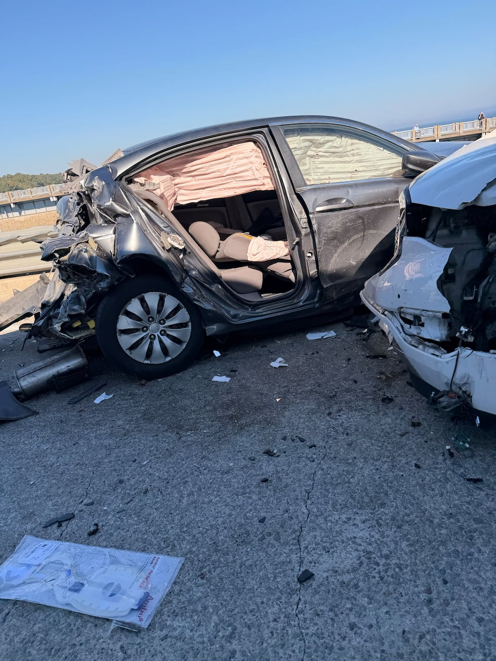 69-car pileup leaves several injured on South Carolina bridge 8 I-95 crash on Lake Marion Bridge in South Carolina.