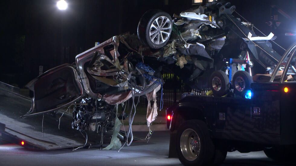 Library Accident Driver dies after crashing into downtown library in Mecklenburg County