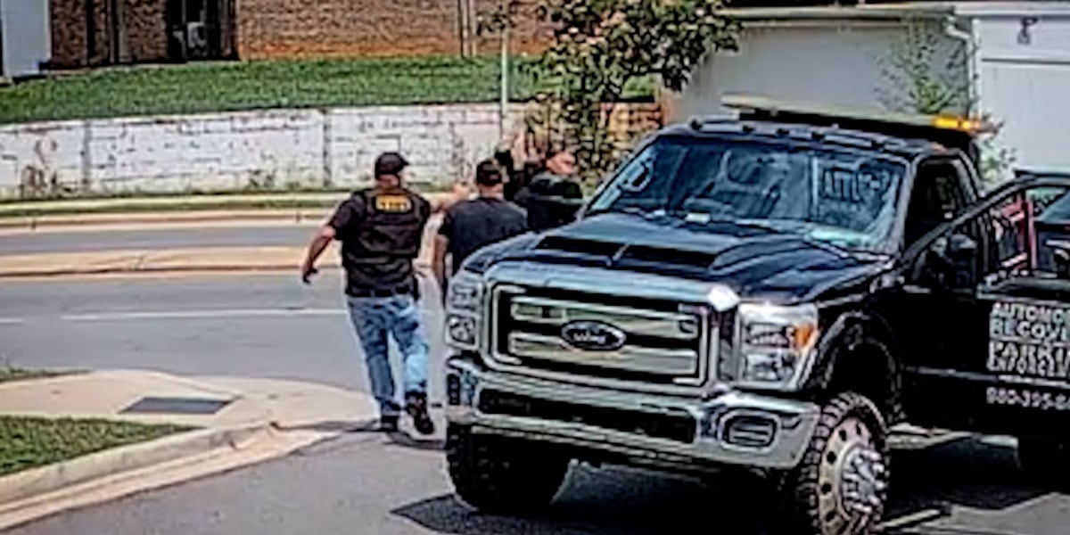 Charlotte tow truck driver faces felony charges after towing car with passengers inside