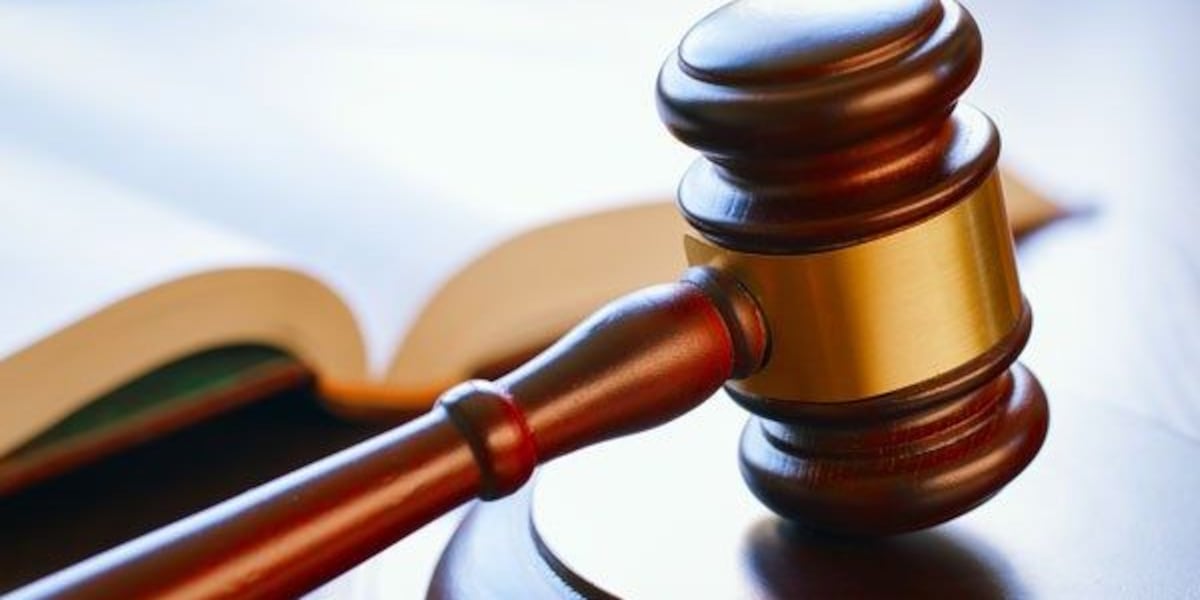 Say Ran Firit 'Godfather' ran Bloods' gang from prison, feds say. Now he's on trial ...