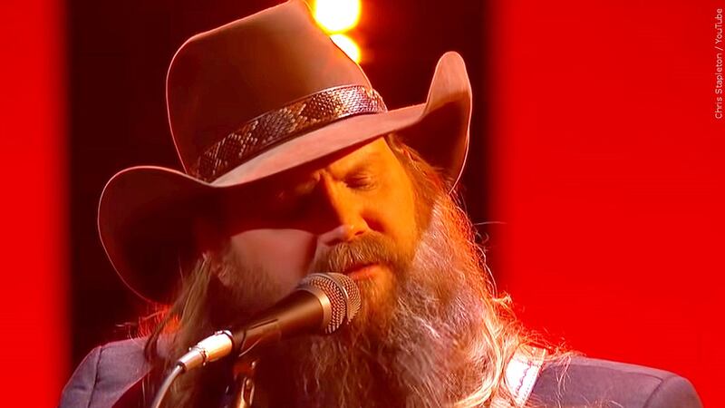 Chris Stapleton surprises girl with a rare backstage meet and greet