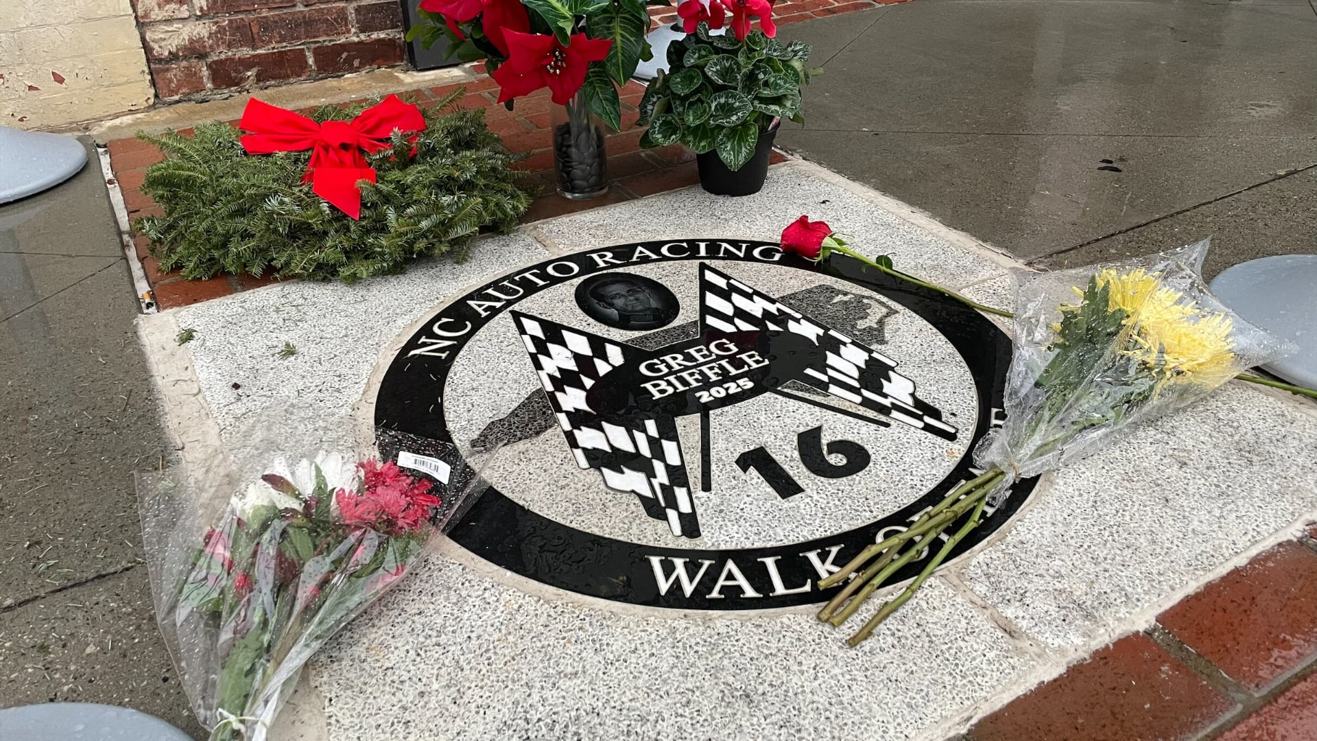 Race fans remember NASCAR’s Greg Biffle at honorary plaque in Mooresville